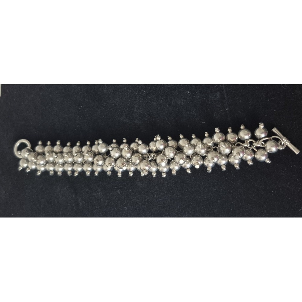 Cha Cha Silver Toned Toggle Clasp Bracelet - Picture 2 of 3
